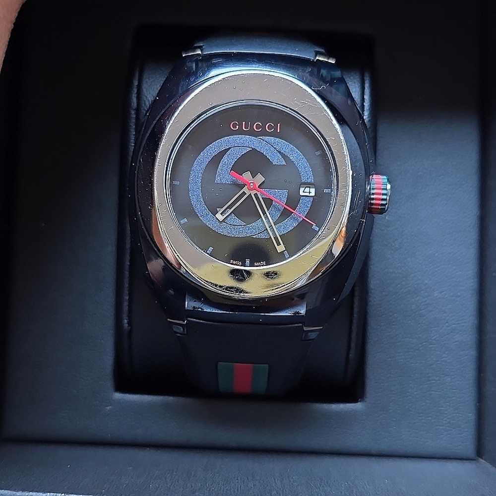 Gucci watch authentic